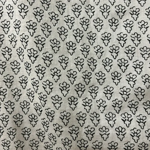 JCrew size 4 Floral black block print tunic. - Picture 3 of 6